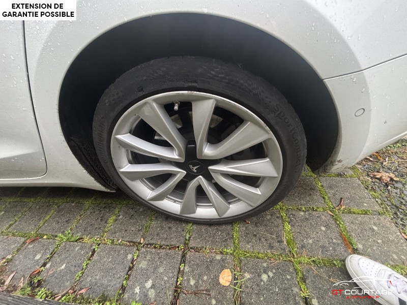 Tesla Model 3 Tesla Model 3