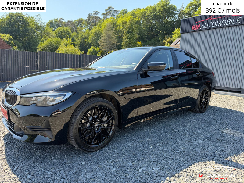 BMW 330e XDrive Advantage