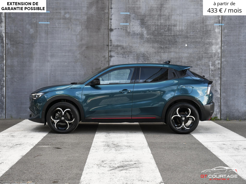 Alfa Romeo Junior 1.2 Turbo Hybrid Speciale